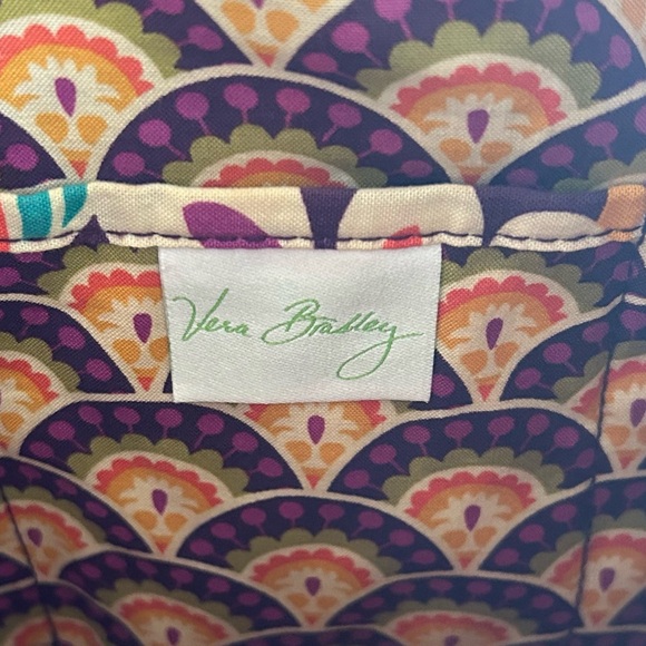 VERA BRADLEY Crossbody Hip Bag in Plum Crazy Pattern (Retired 2013) - Picture 3 of 7